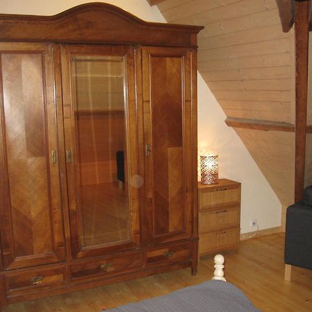 Familiensuite, Zwei Zimmer, Mitbenutzung Von Kuche Und Bad Rott Luaran gambar