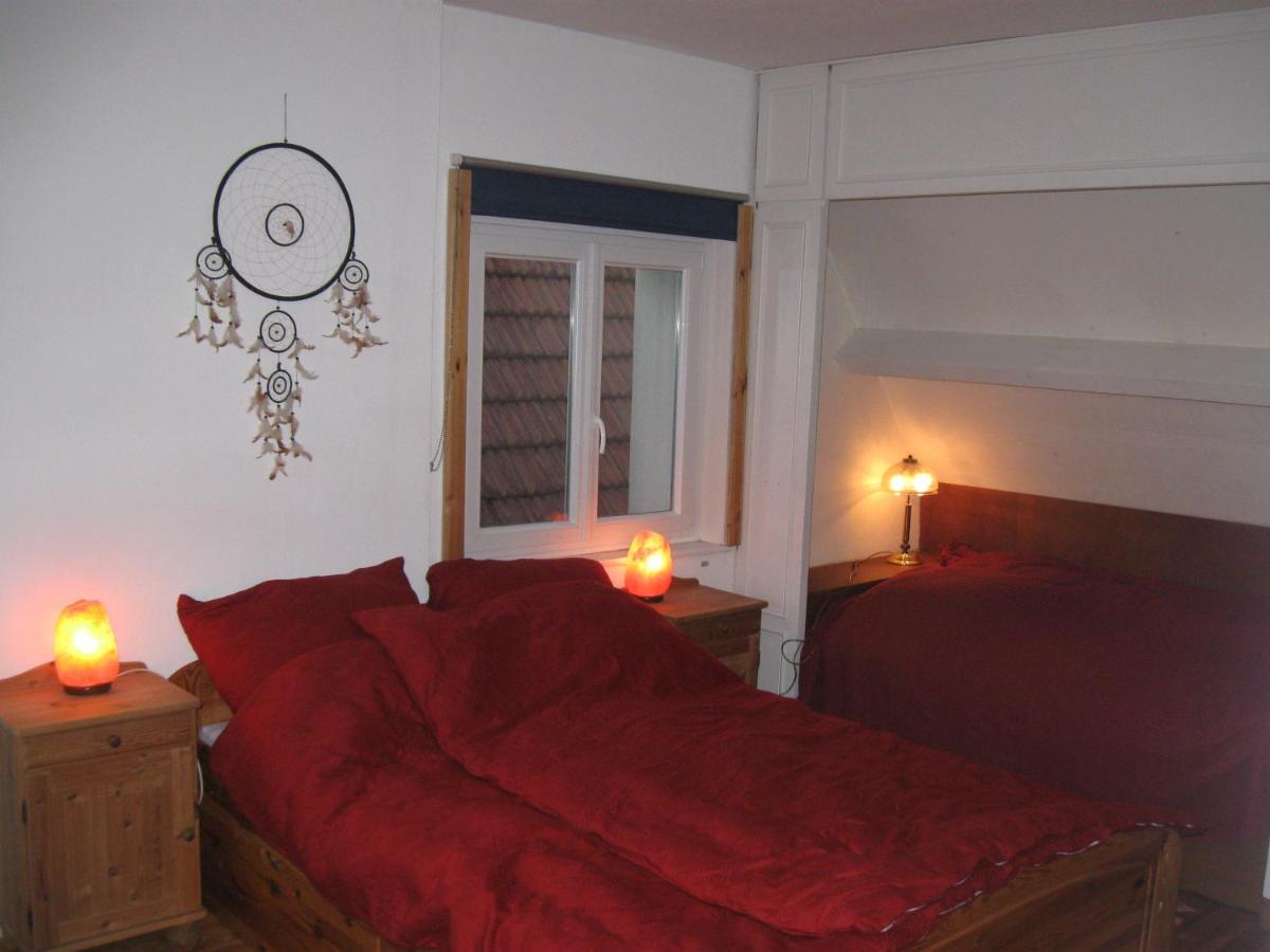 Familiensuite, Zwei Zimmer, Mitbenutzung Von Kuche Und Bad Rott Luaran gambar