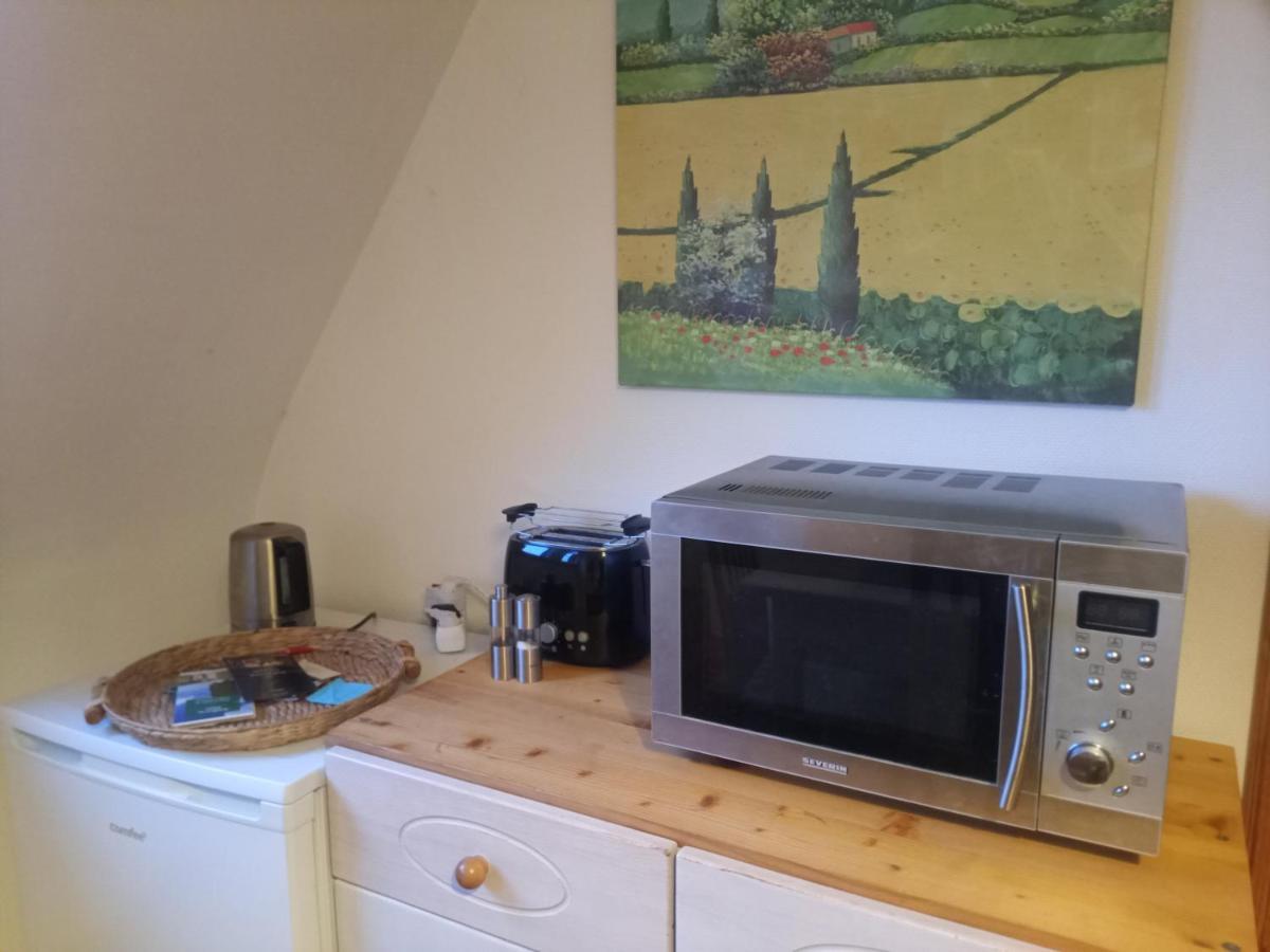 Familiensuite, Zwei Zimmer, Mitbenutzung Von Kuche Und Bad Rott Luaran gambar
